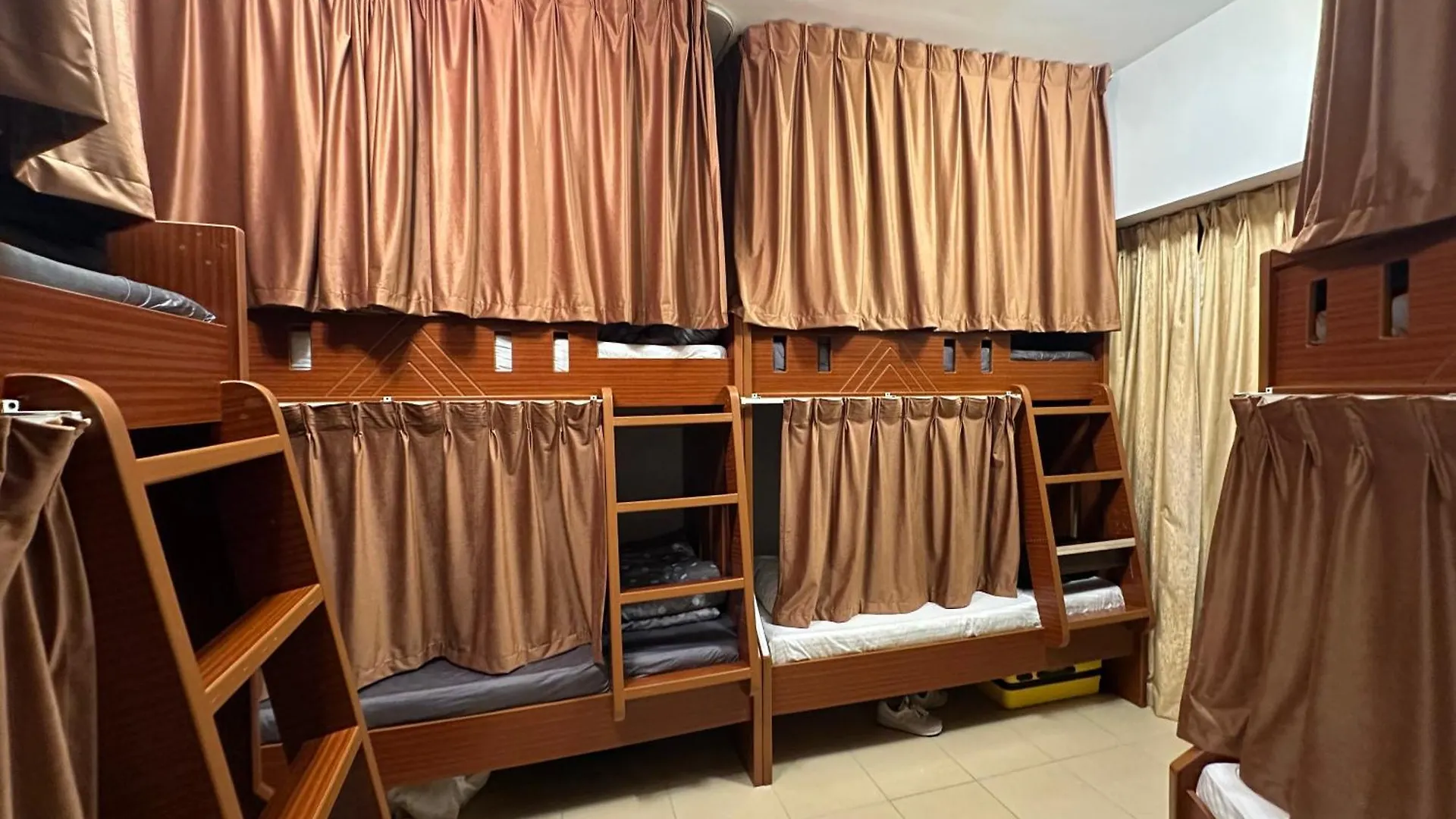 Grand Florida Beach Hostel Dubai